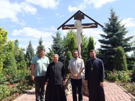 Участники крестного хода с мощами святого Александра Невского посетили курскую женскую обитель