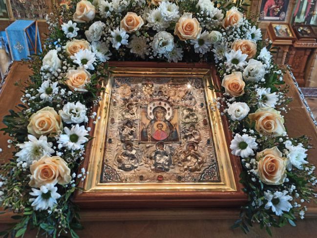 Путем милости и чудес: «Курская-Коренная икона Божией Матери «Знамение»