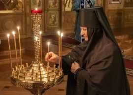 Внимание! Расписание богослужений в новогоднюю ночь в Курском Свято-Троицком женском монастыре